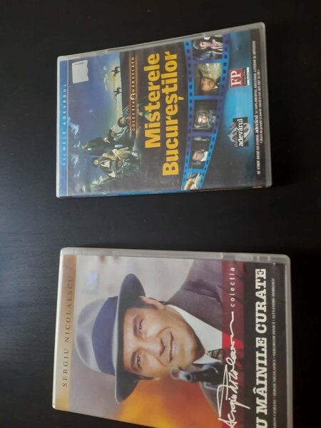 Vand dvd-uri cu filme