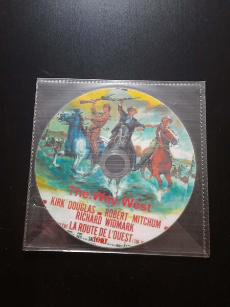 Vand dvd-uri cu filme